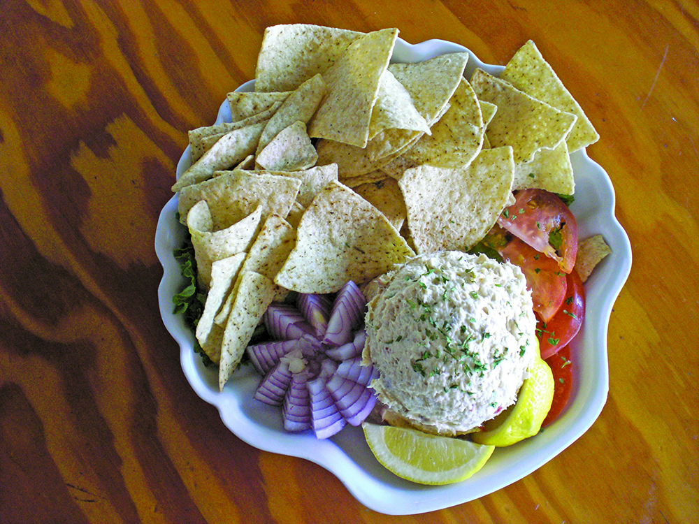 Porkys fish dip